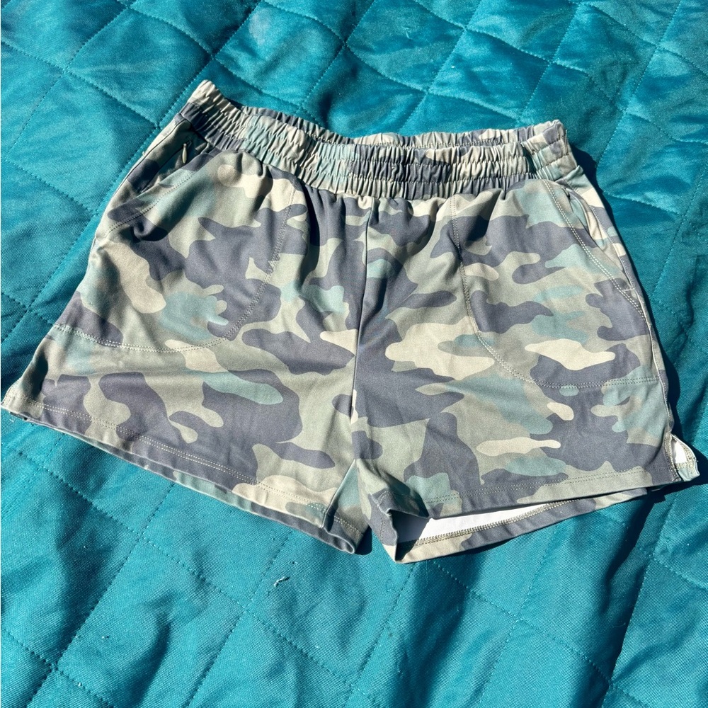 Camo Women's Shorts